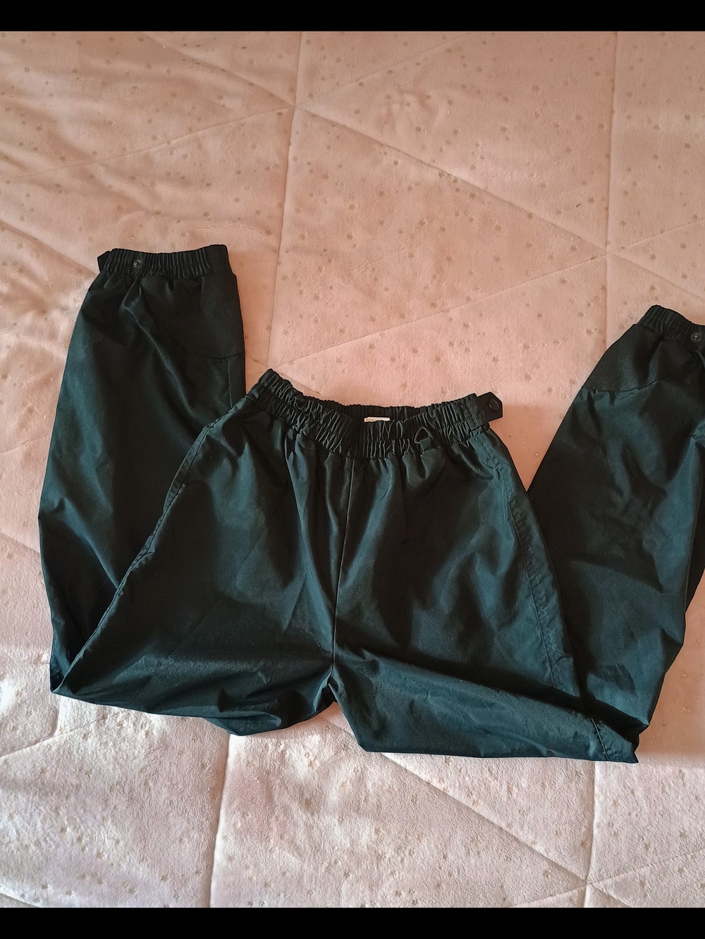 NWOT Women's Black Snow Pants